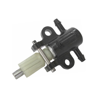 BOMBA OLEO MCCULLOCH...